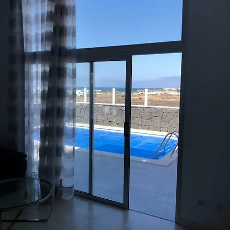 ヴィラ Blue Horizon *
