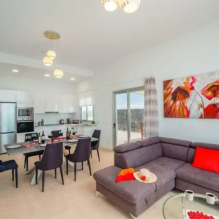 Blue Horizon * Playa Blanca (Lanzarote)